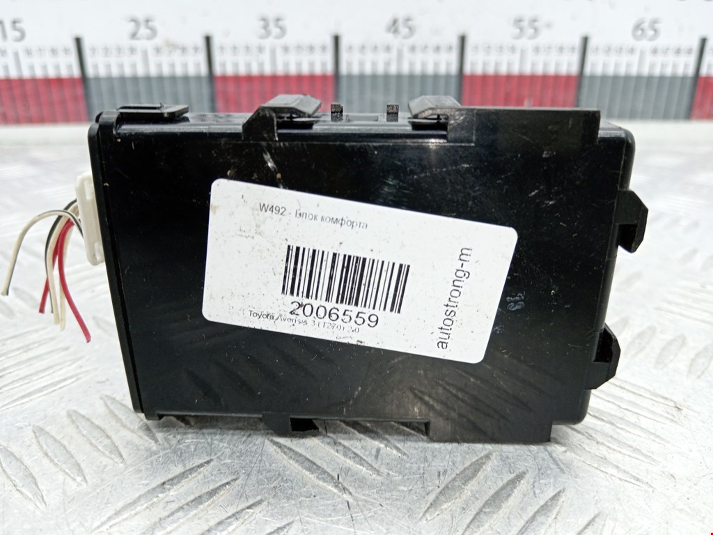 Блок комфорта TOYOTA Avensis 2009-2015