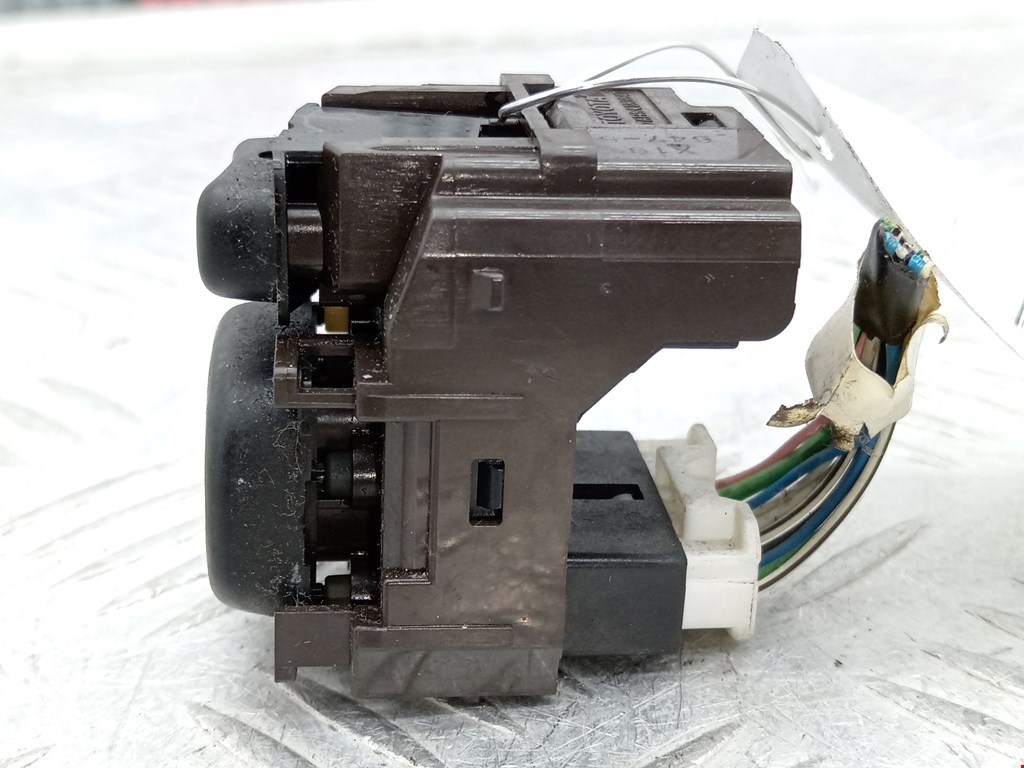 Блок управления зеркалами TOYOTA Avensis 2009-2015