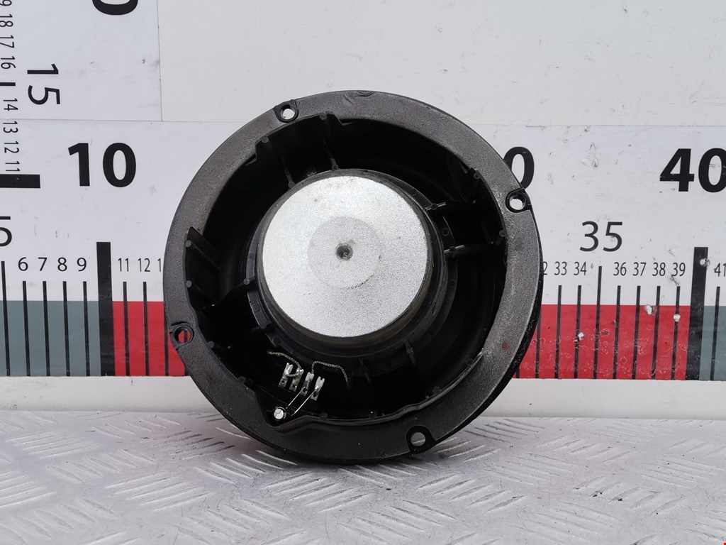 Динамик VOLKSWAGEN Passat B6 2005-2011