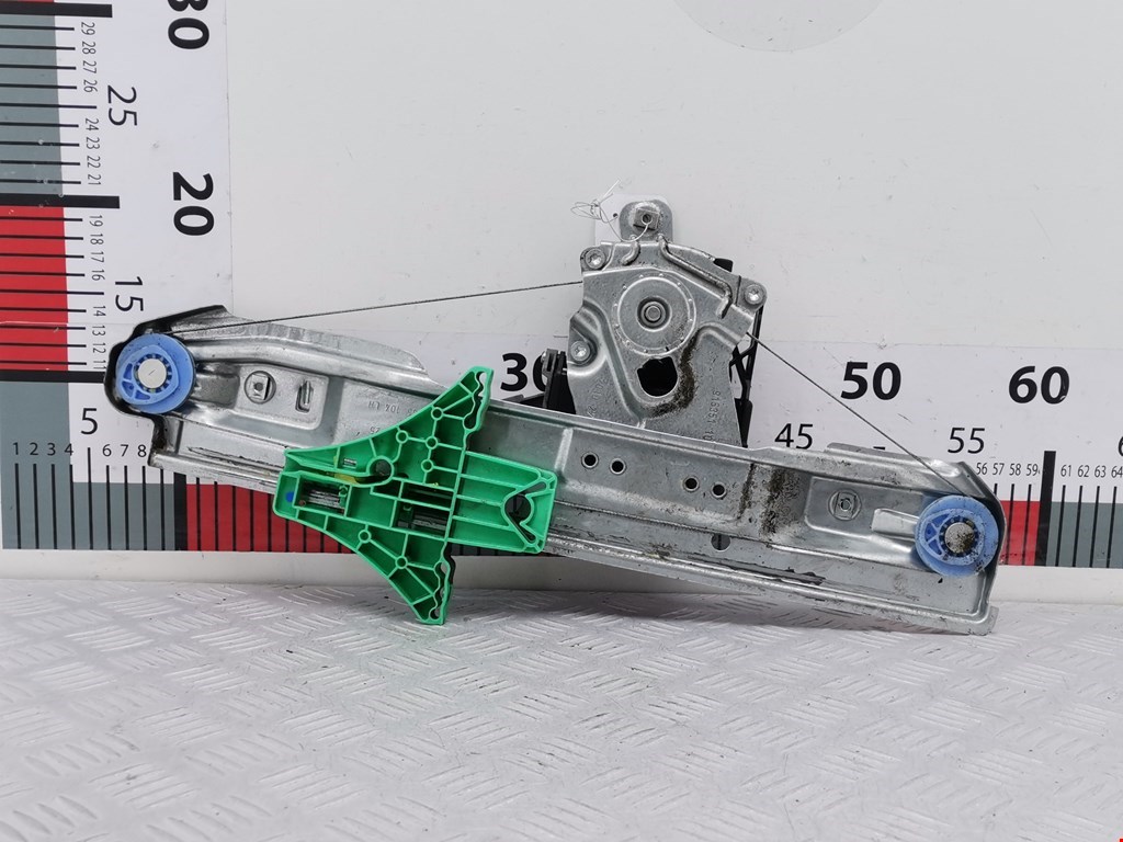 Стеклоподъемник задний левый OPEL Astra J 2009-2017