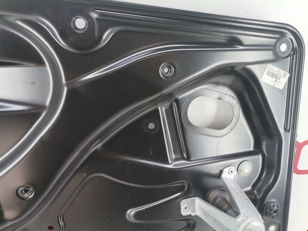 Стеклоподъемник задний левый VOLKSWAGEN Passat B6 2005-2011