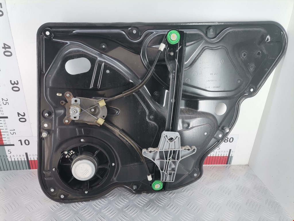 Стеклоподъемник задний левый VOLKSWAGEN Passat B6 2005-2011