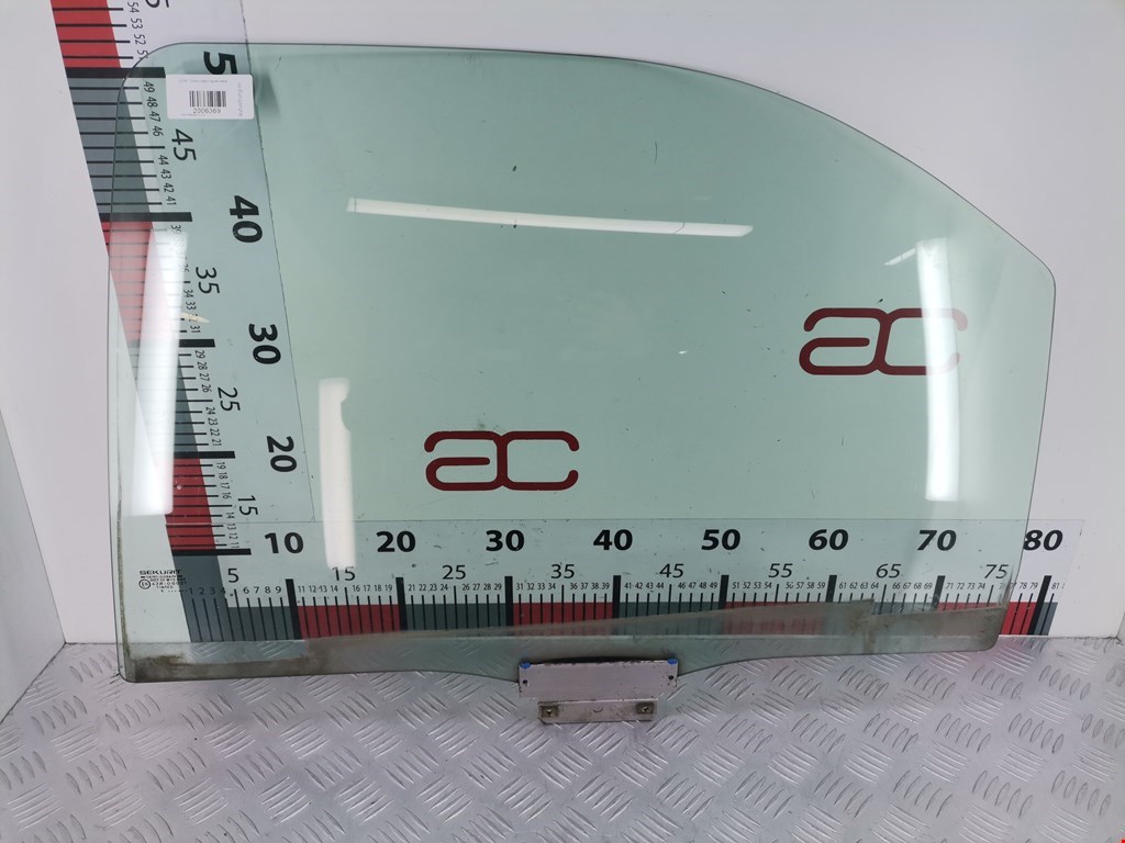 Стекло двери заднее левое FORD Mondeo I 1993-1996