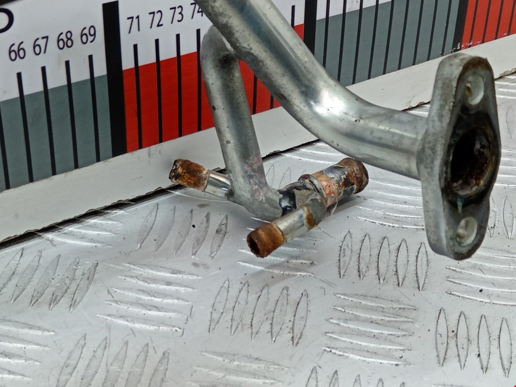 Патрубок VOLVO XC90 2002-2014