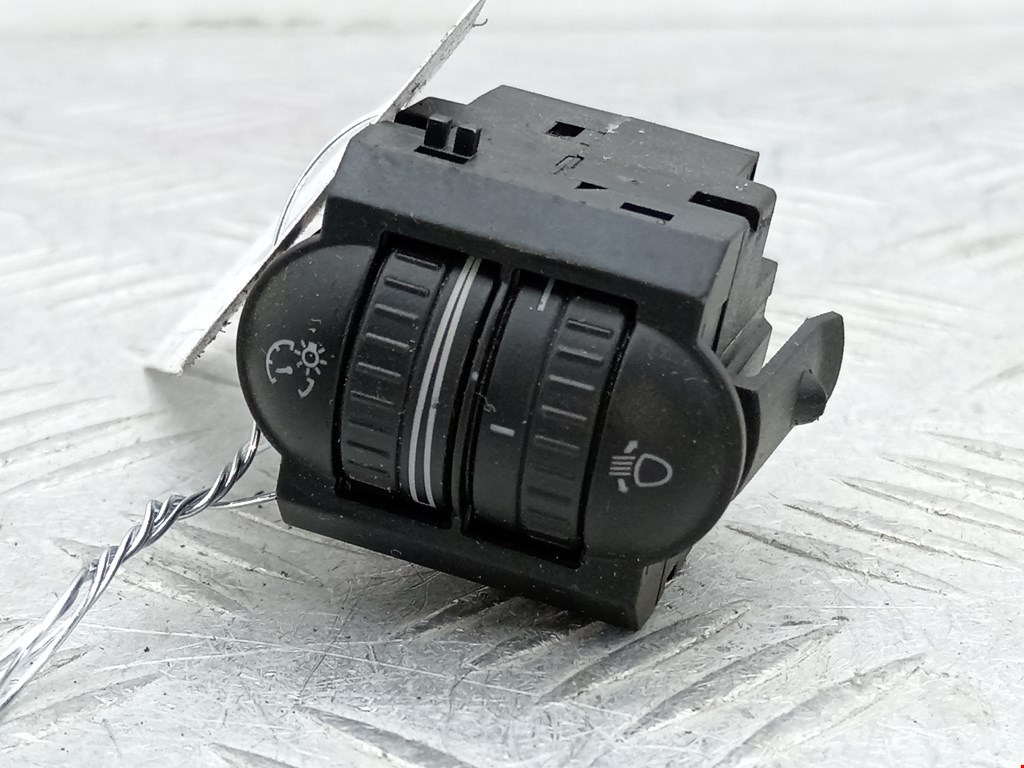 Козырек солнцезащитный VOLKSWAGEN Golf V 2003-2009