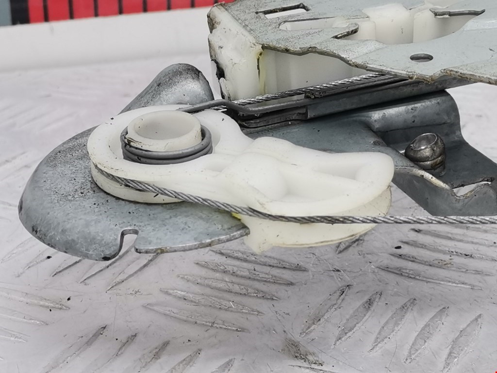 Стеклоподъемник задний левый PEUGEOT 307 2001-2008