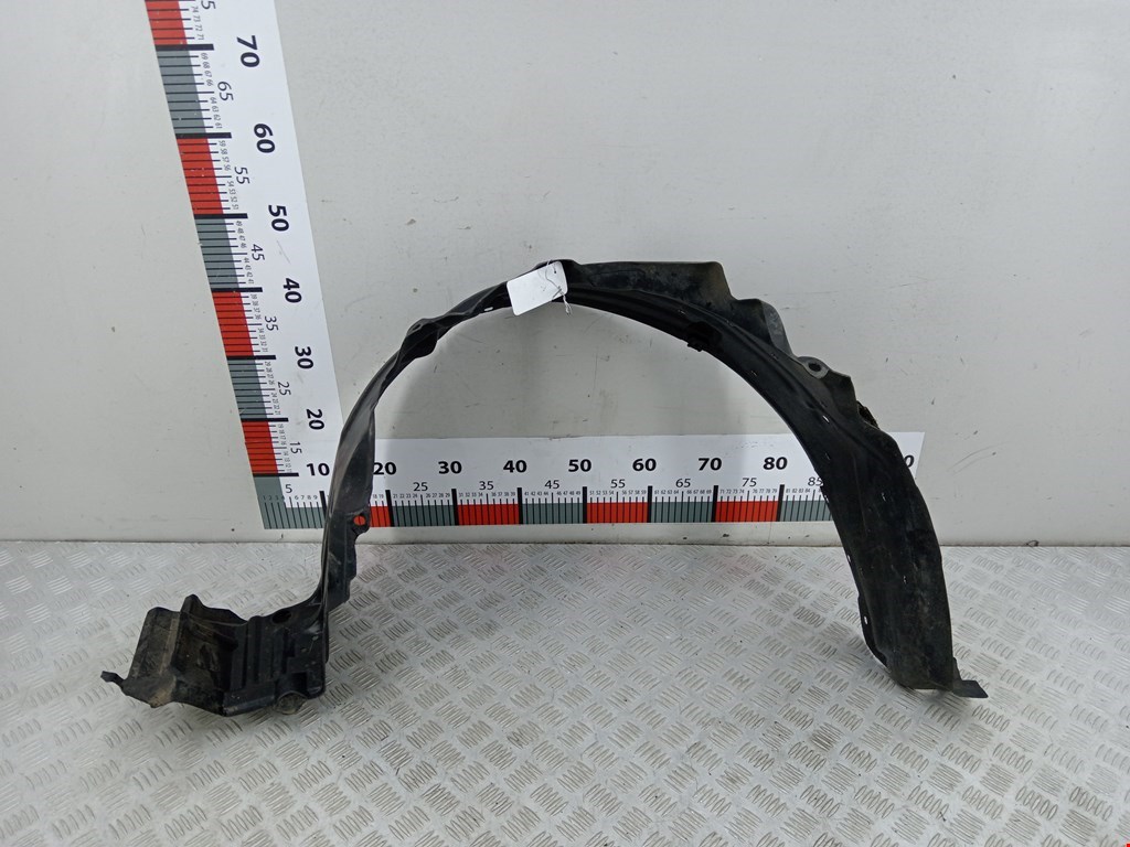 Локер (подкрылок) передний правый NISSAN Almera N16 2000-2006