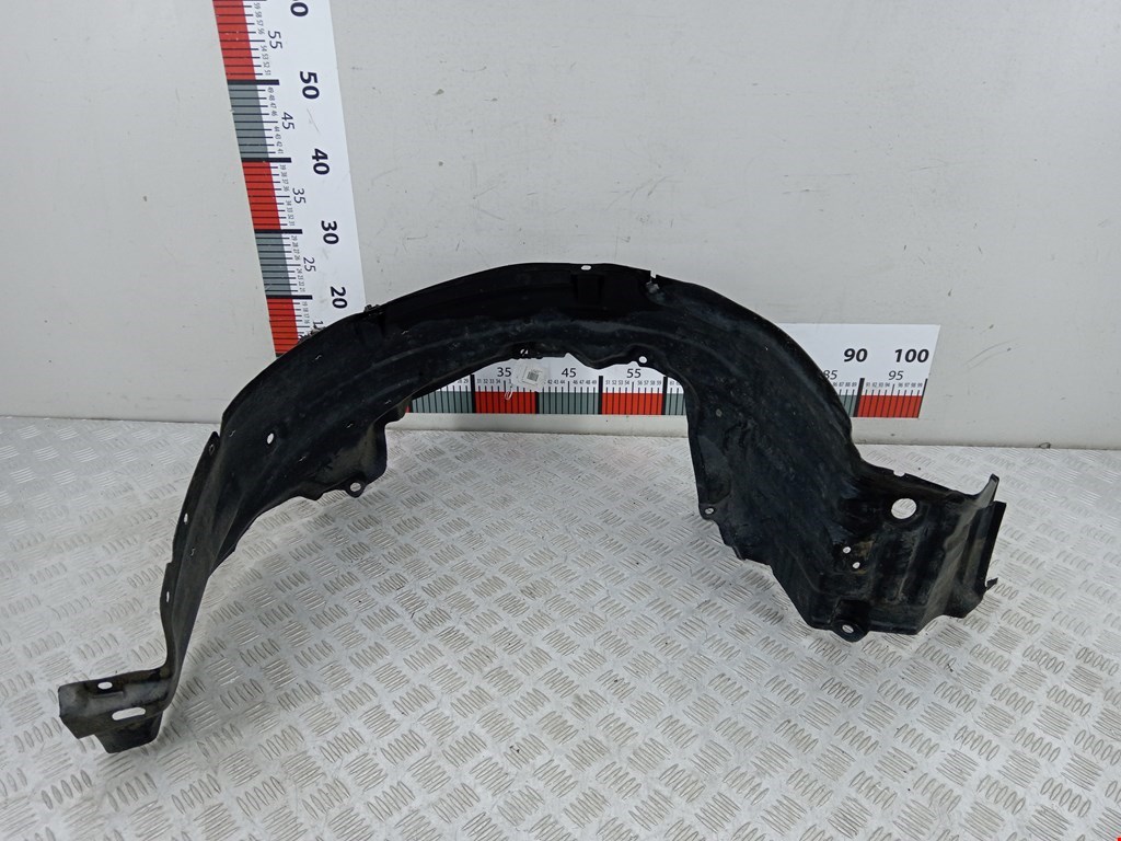 Локер (подкрылок) передний правый NISSAN Almera N16 2000-2006