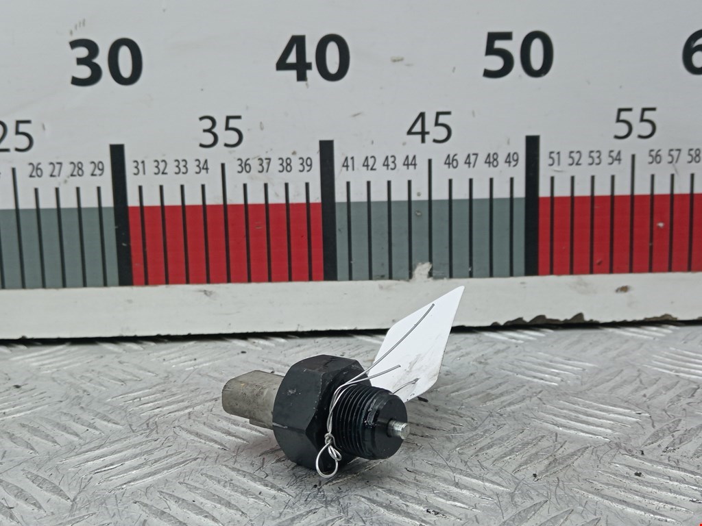 Датчик включения заднего хода HYUNDAI i30 2007-2012