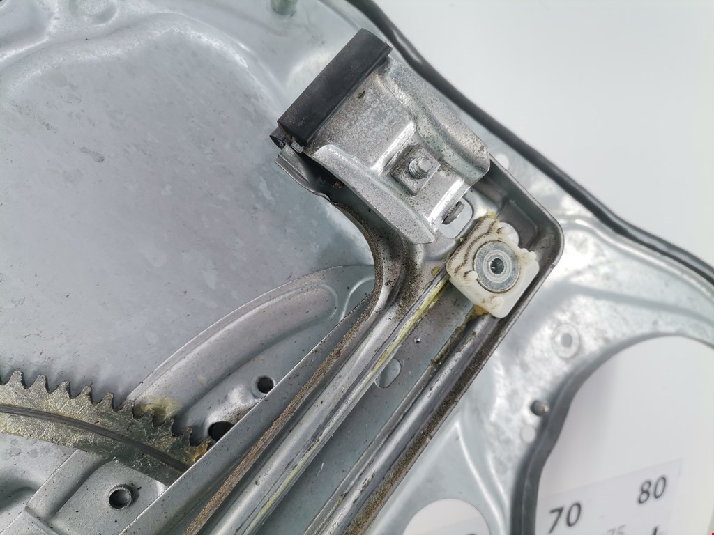 Стеклоподъемник задний правый FORD Focus II 2005-2011