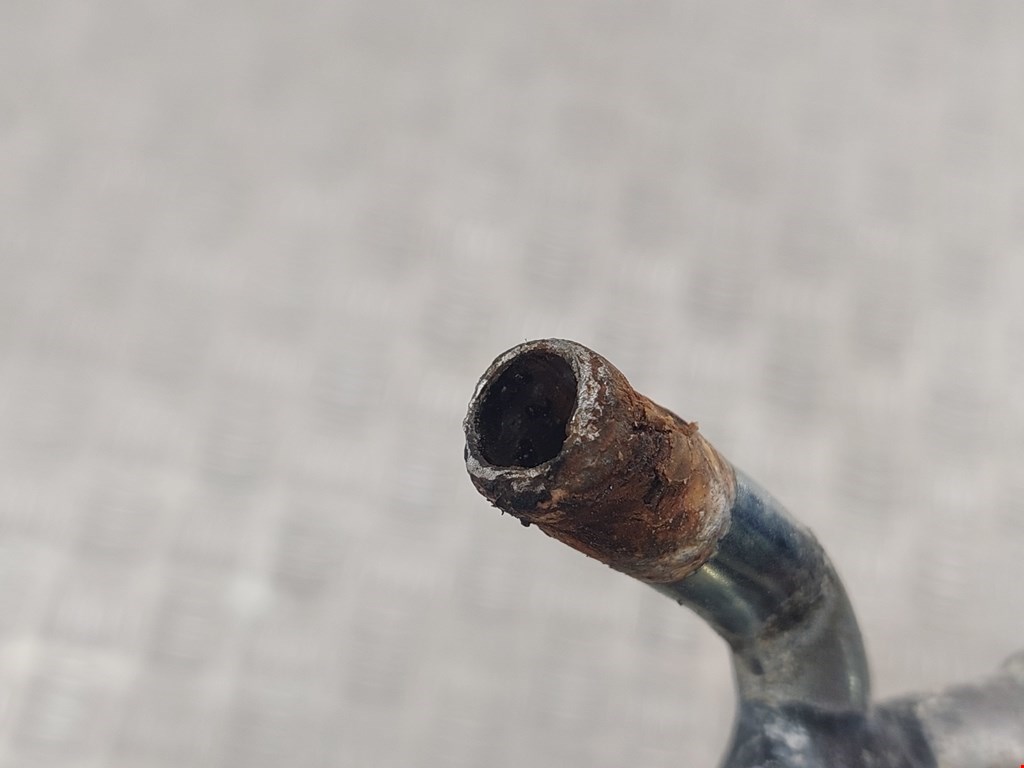 Патрубок VOLVO XC90 2002-2014