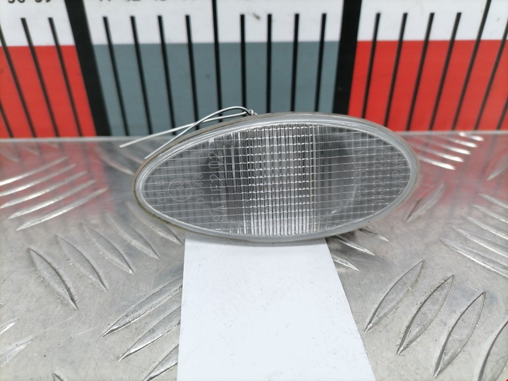 Повторитель указателя поворота правый Mitsubishi Lancer 9 (2000-2010)