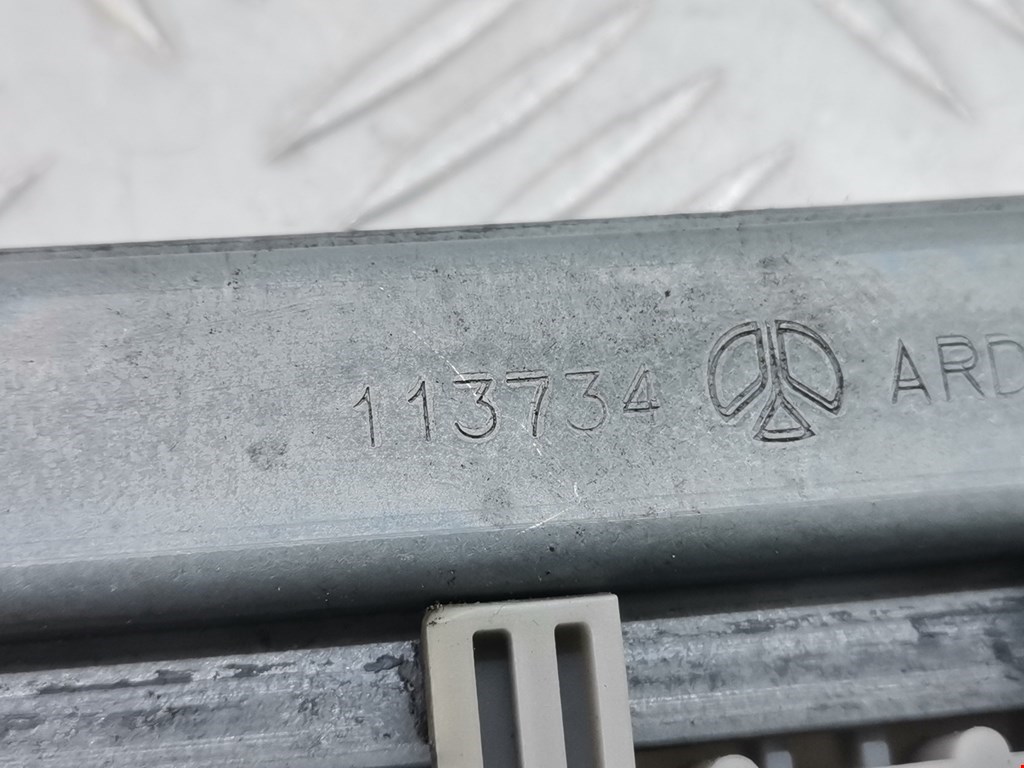 Стеклоподъемник задний правый CITROEN Xantia 1993-2002