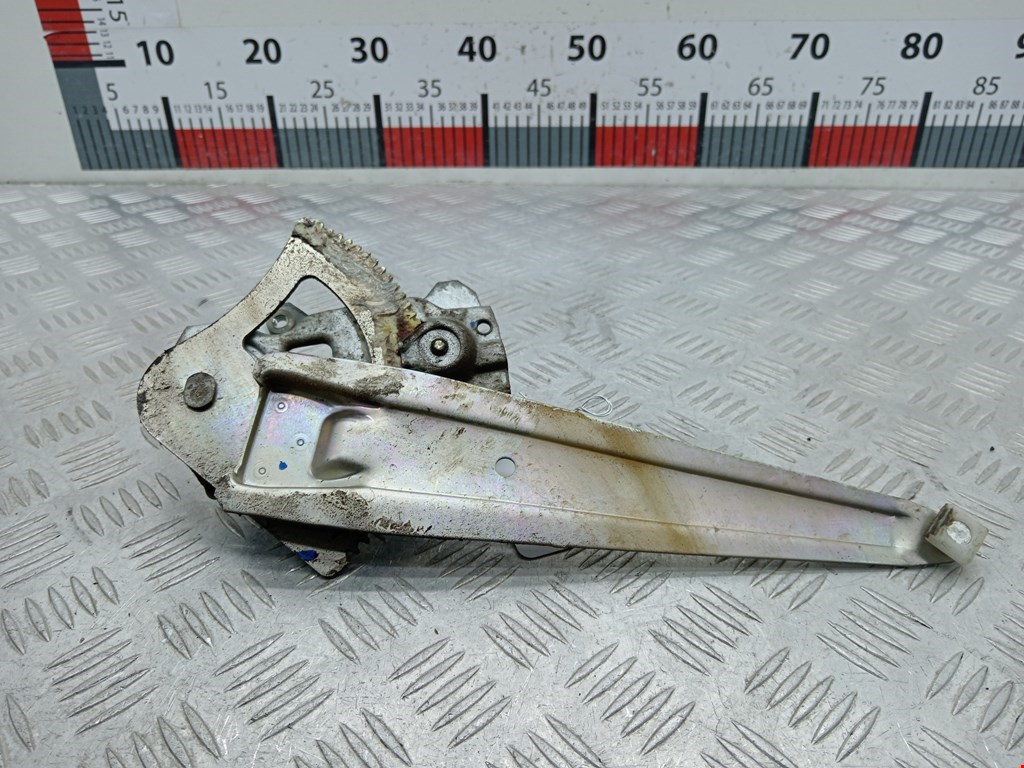 Стеклоподъемник задний правый MITSUBISHI L200 KB 2006-2015