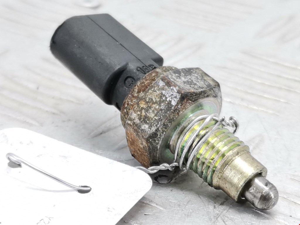 Датчик включения заднего хода AUDI A3 8P 2003-2013