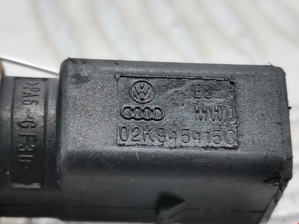 Датчик включения заднего хода VOLKSWAGEN Bora 1998-2005