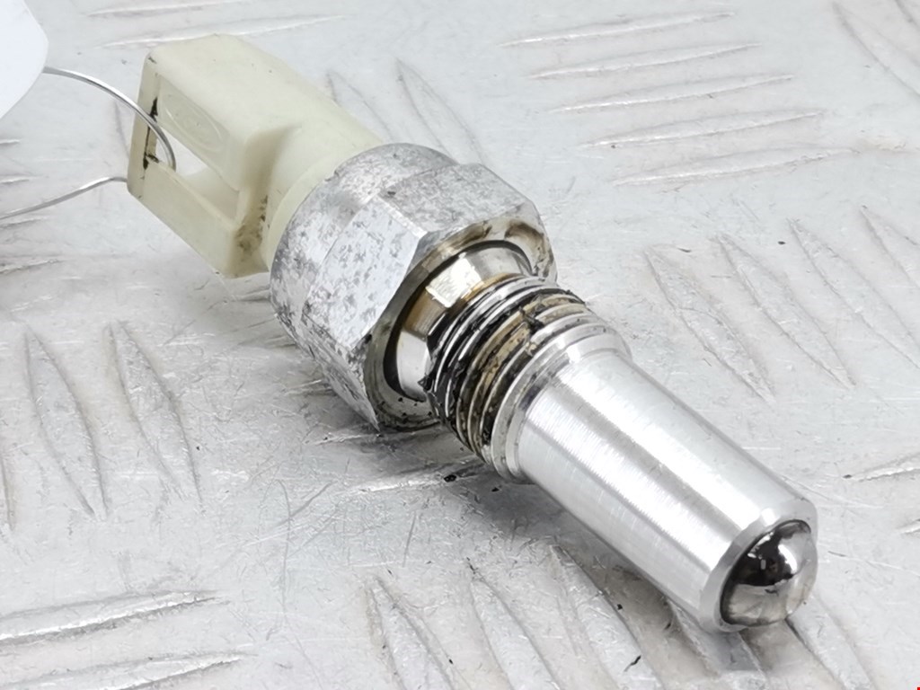 Датчик включения заднего хода (лягушка) Ford Focus 1 (1998-2005)