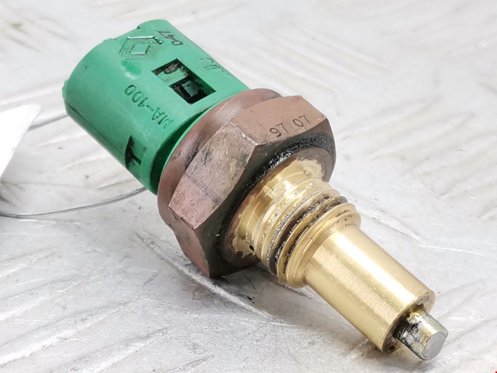 Датчик включения заднего хода VOLVO V40 I 1995-2004