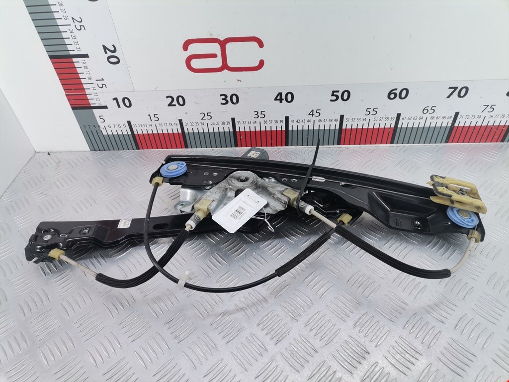 Стеклоподъемник передний правый OPEL Astra J 2009-2017