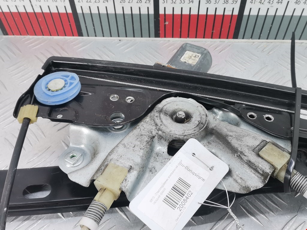 Стеклоподъемник передний правый OPEL Astra J 2009-2017