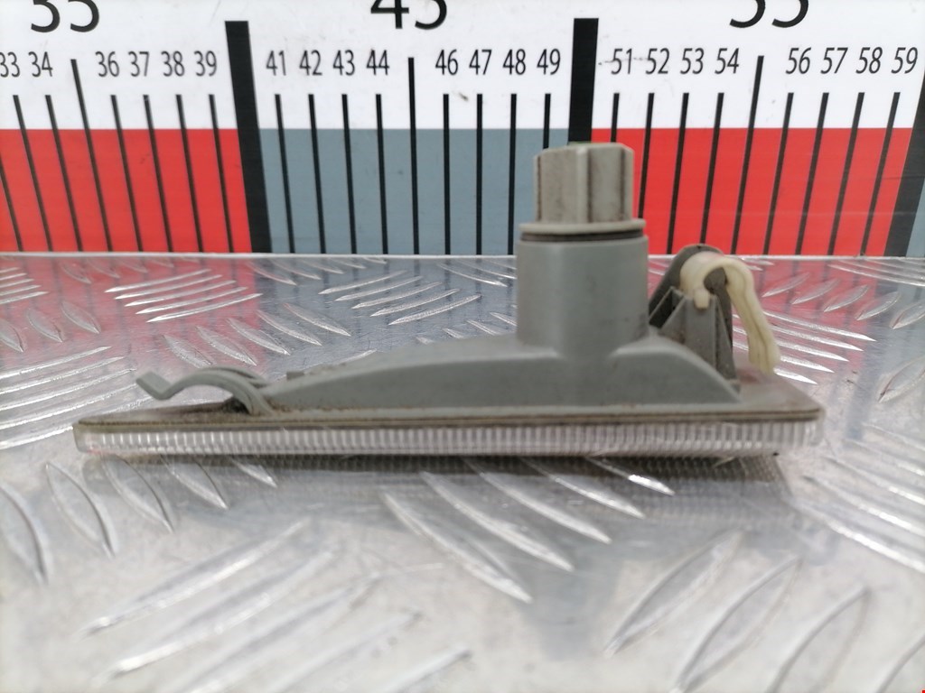 Повторитель на крыло RENAULT Scenic II 2003-2010