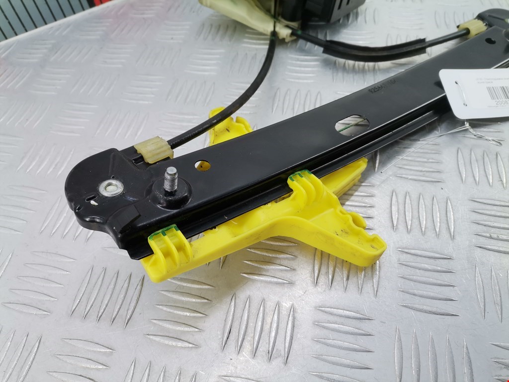 Стеклоподъемник задний правый VOLKSWAGEN Polo V HB 2009-2017