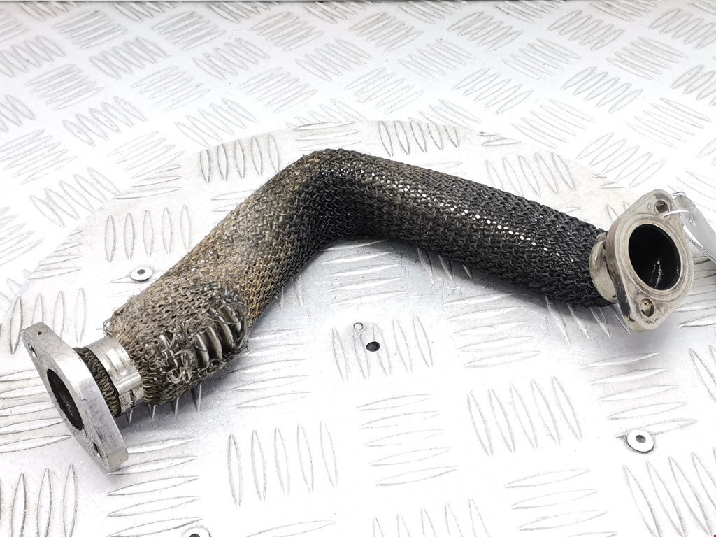 Трубка системы рециркуляции EGR Audi Q7 4L (2005-2015)