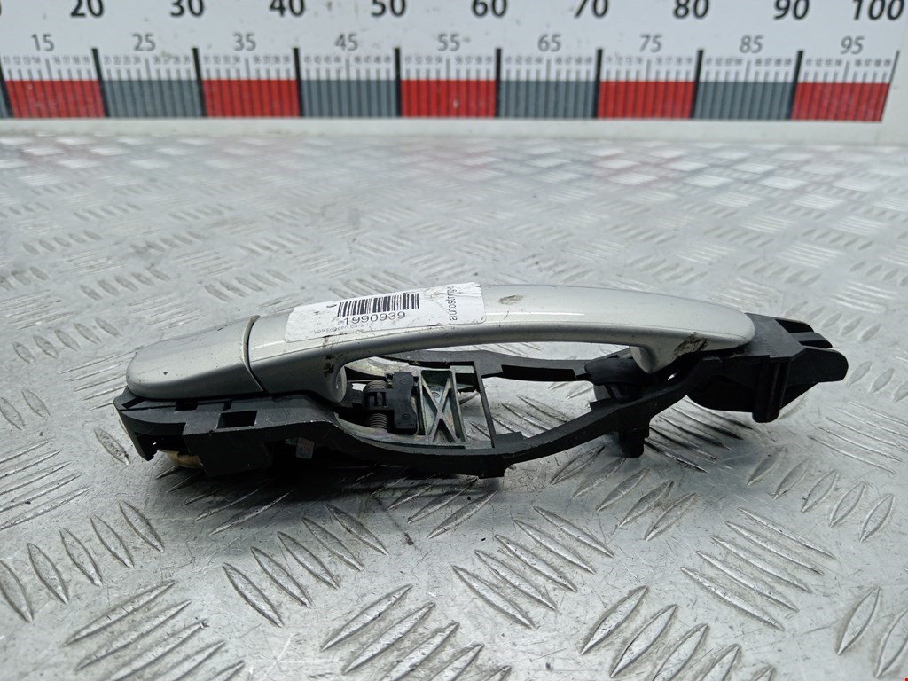 Ручка двери задней наружная левая VOLKSWAGEN Bora 1998-2005