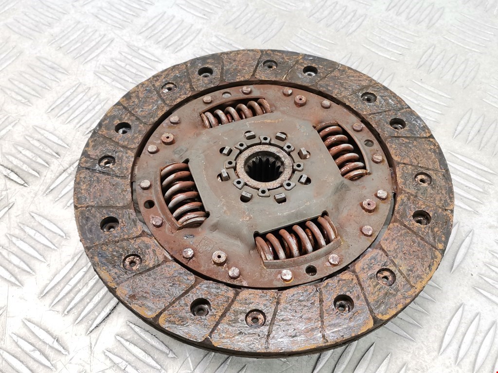 Маховик (демпфер сцепления) OPEL Corsa C 2000-2006