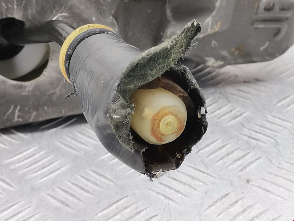 Кулиса (селектор) АКПП/МКПП в салоне RENAULT Laguna 2001-2007