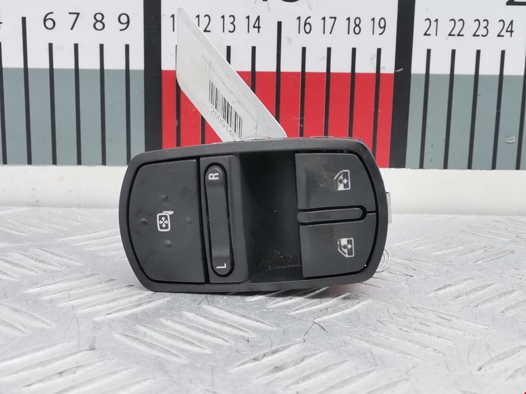 Блок управления стеклоподъемниками OPEL Corsa D 2006-2014