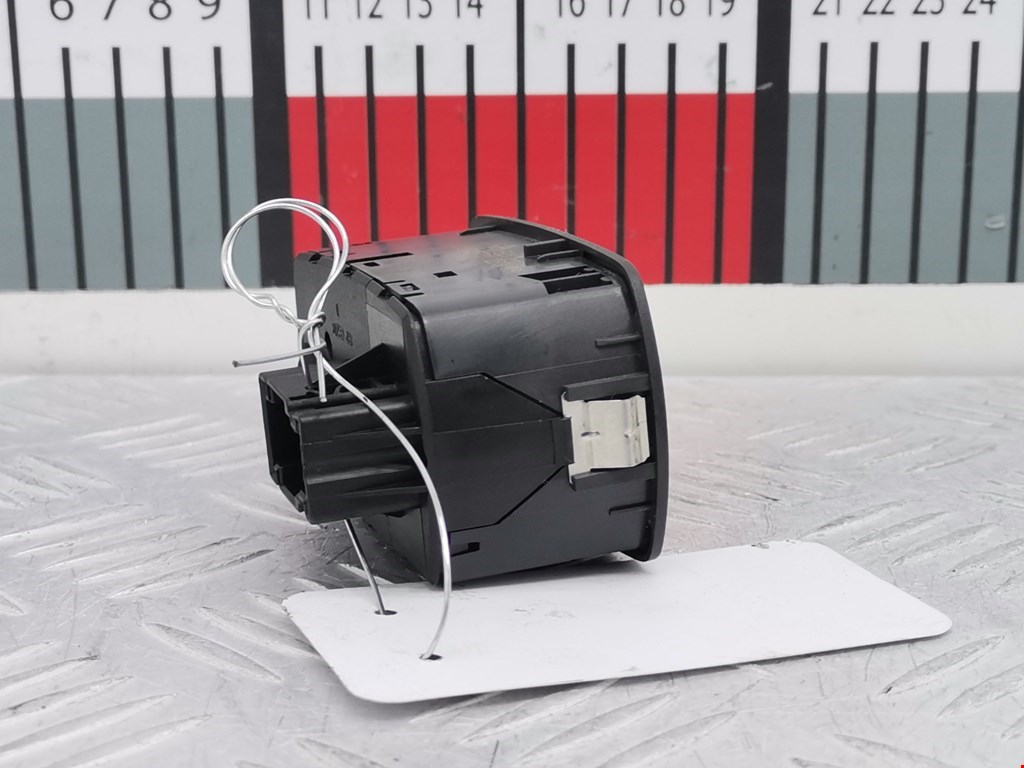 Блок управления стеклоподъемниками OPEL Corsa D 2006-2014