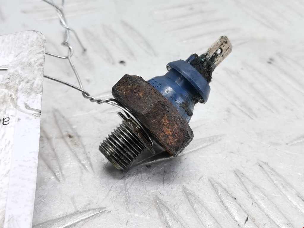 Датчик давления масла VOLVO S70 1997-2000