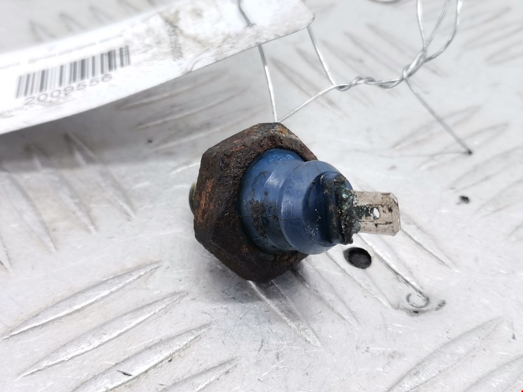 Датчик давления масла VOLVO S70 1997-2000