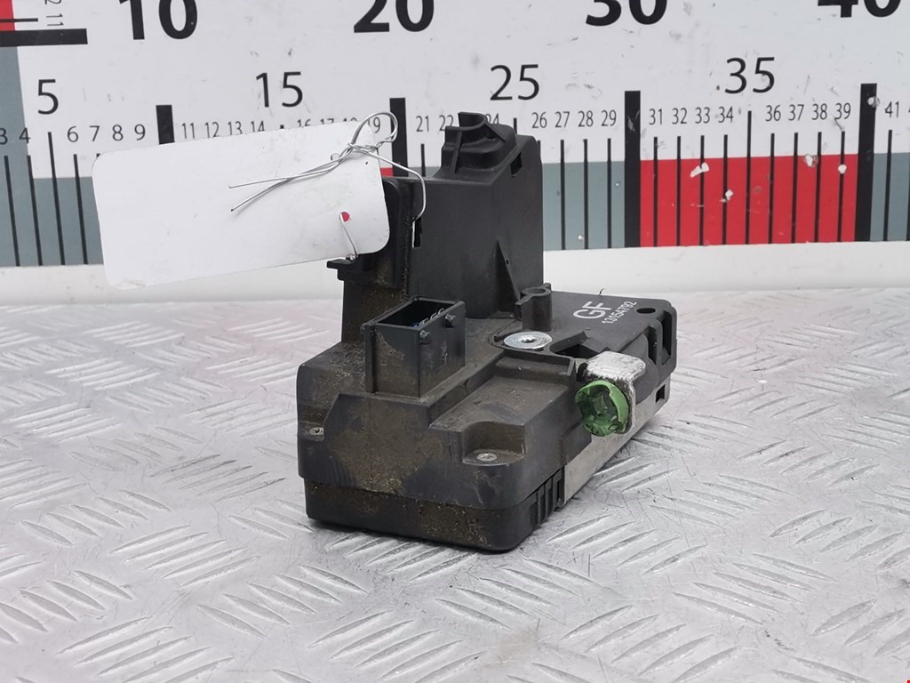 Замок двери передней правой OPEL Combo C 2001-2011