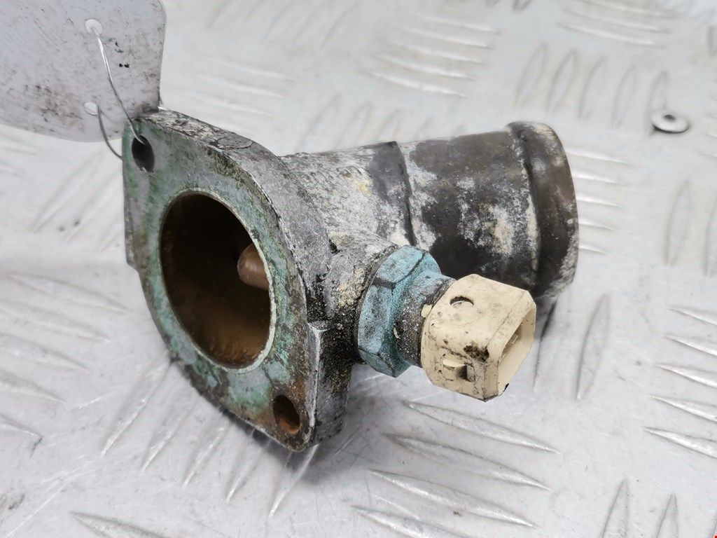 Тройник системы охлаждения VOLVO S70 1997-2000