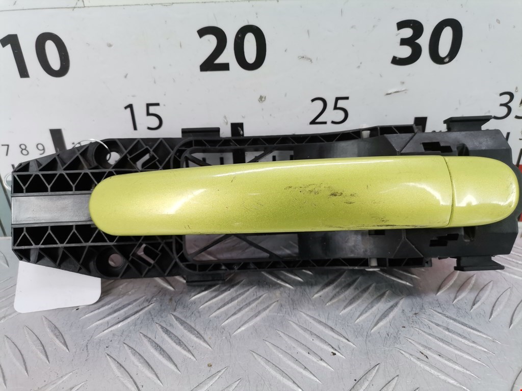 Ручка двери задней наружная левая SEAT Ibiza 2008-2017