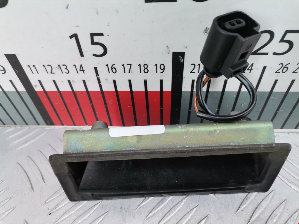 Ручка двери багажника наружная VOLKSWAGEN Golf IV 1997-2003