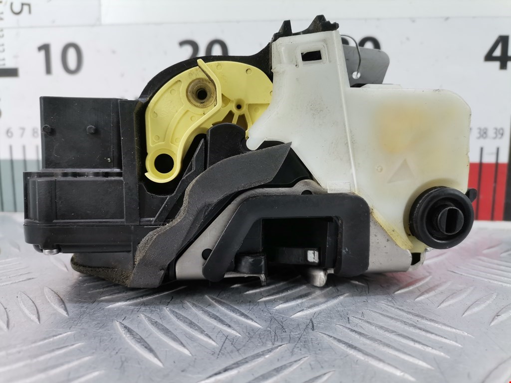 Замок двери задней левой CHEVROLET Orlando 2011-2015