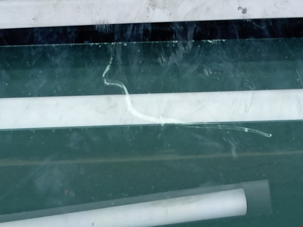 Стекло двери заднее правое CITROEN Berlingo 1996-2012