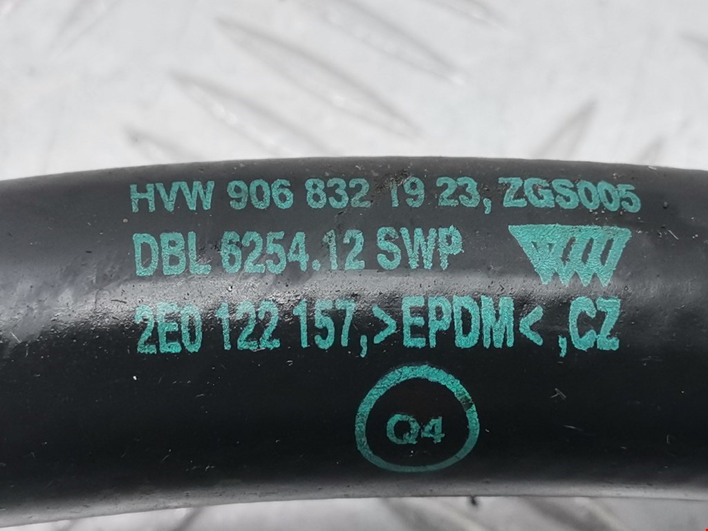 Патрубок VOLKSWAGEN Crafter 2006-2016