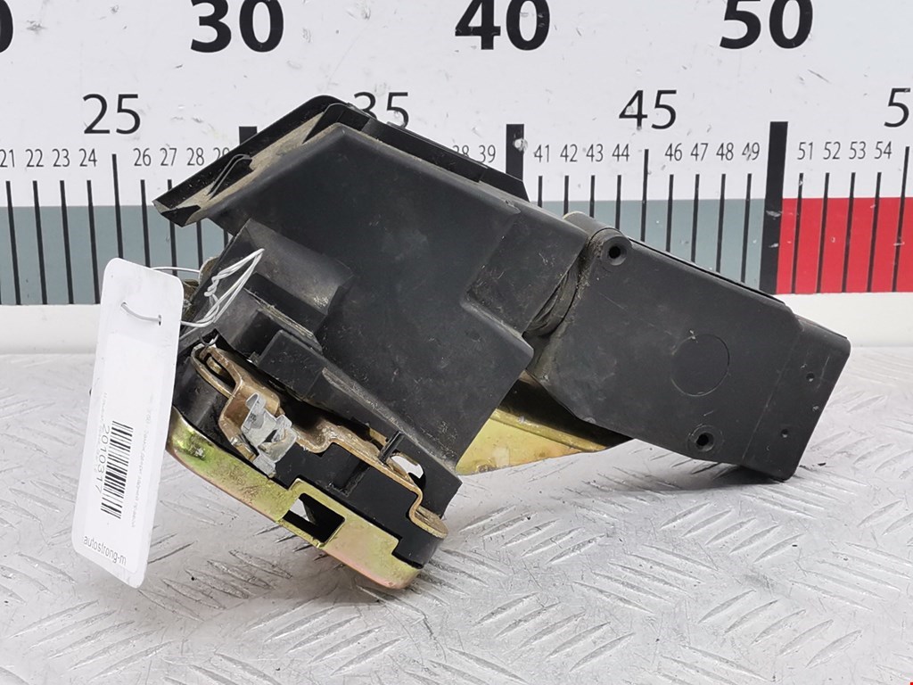 Замок двери задней правой MITSUBISHI Space Star 1999-2006