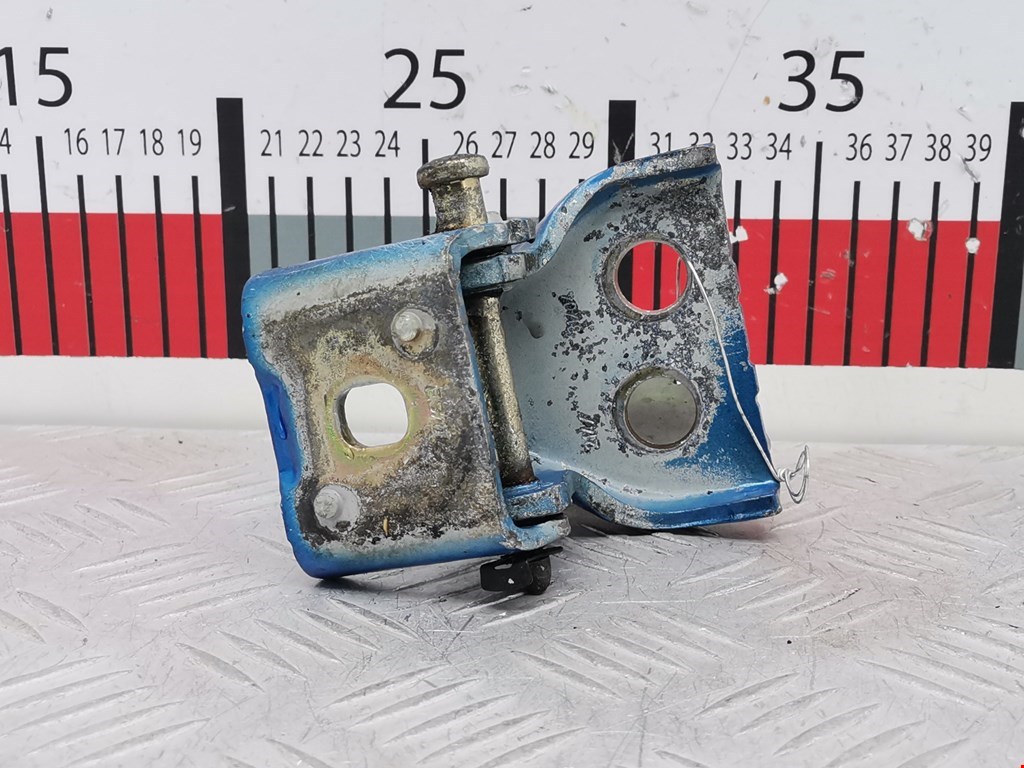Петля двери передней правой Peugeot 307 (2001-2008)