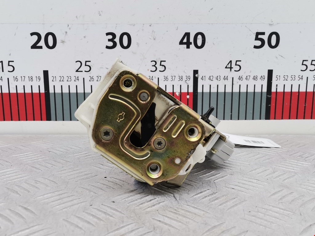 Замок двери задней левой NISSAN Primera P11 1996-2002