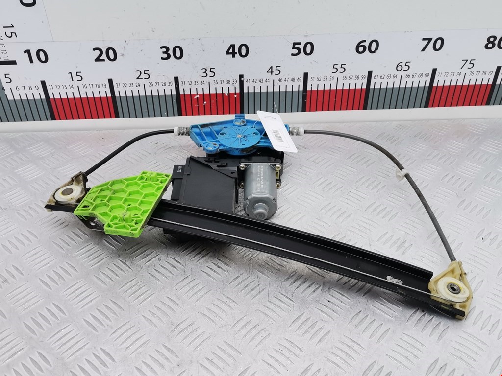 Стеклоподъемник задний левый AUDI A4 B6 2001-2005