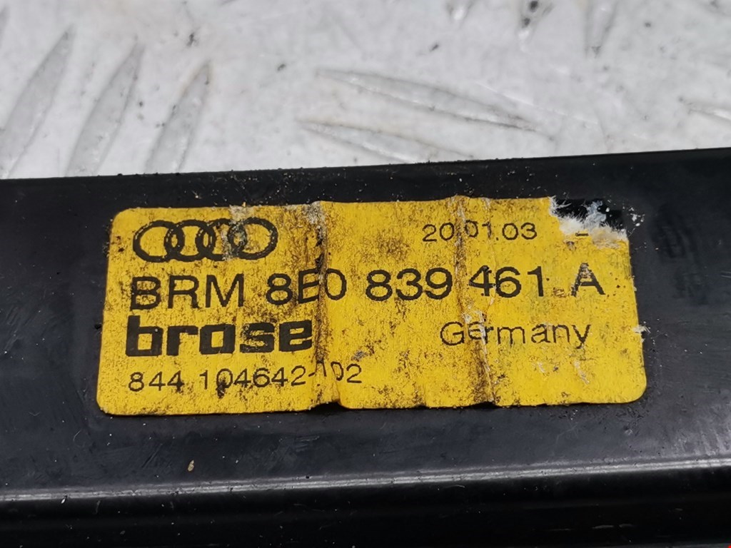 Стеклоподъемник задний левый AUDI A4 B6 2001-2005