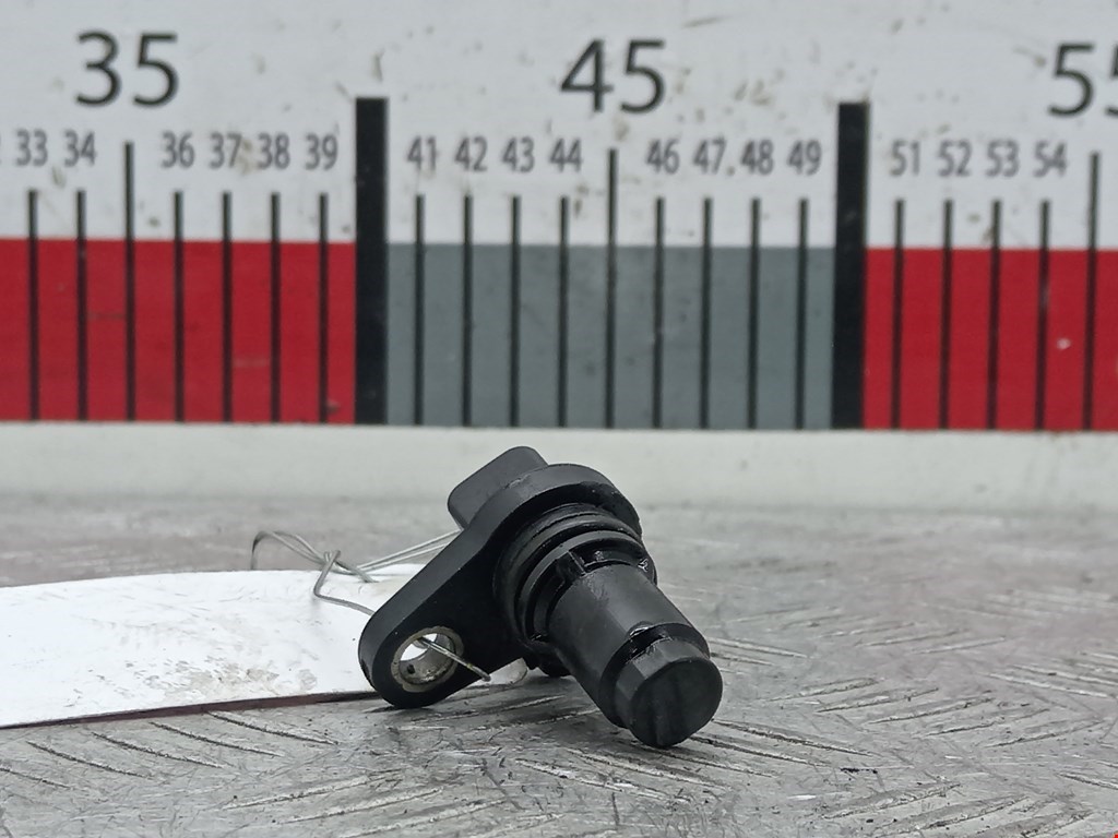 Датчик положения распредвала TOYOTA Avensis 2009-2015