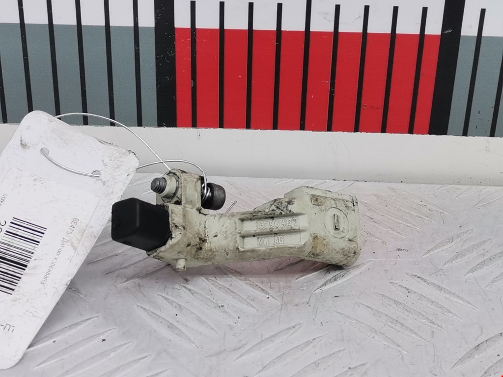 Датчик положения коленвала VOLKSWAGEN Transporter T5 2003-2015