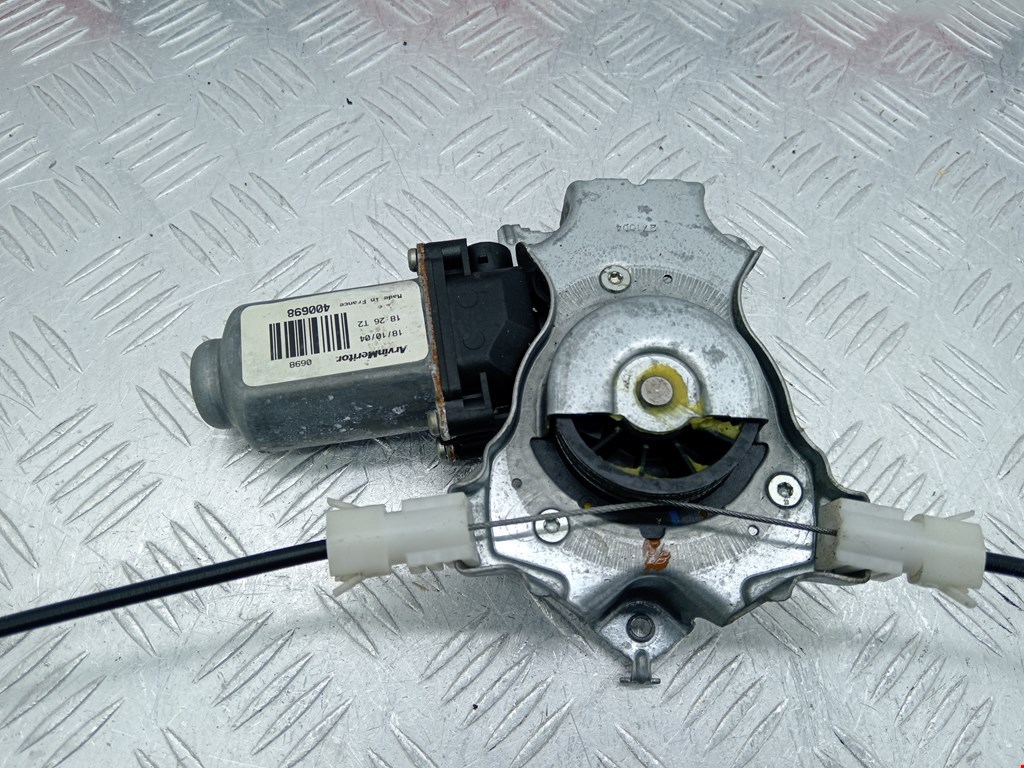 Стеклоподъемник передний правый NISSAN Almera Tino 2000-2006