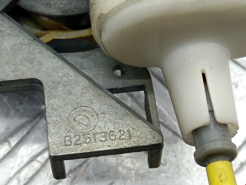 Ручка двери багажника наружная MERCEDES-BENZ SLK-Class R170 1996-2004